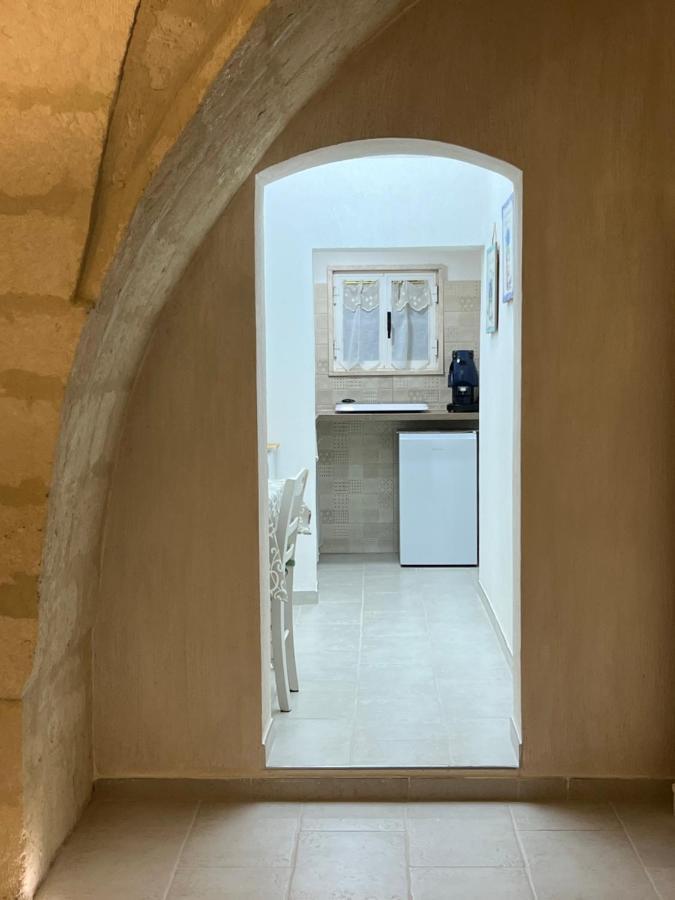 Suite Cavour Luxury Home Taranto Eksteriør bilde