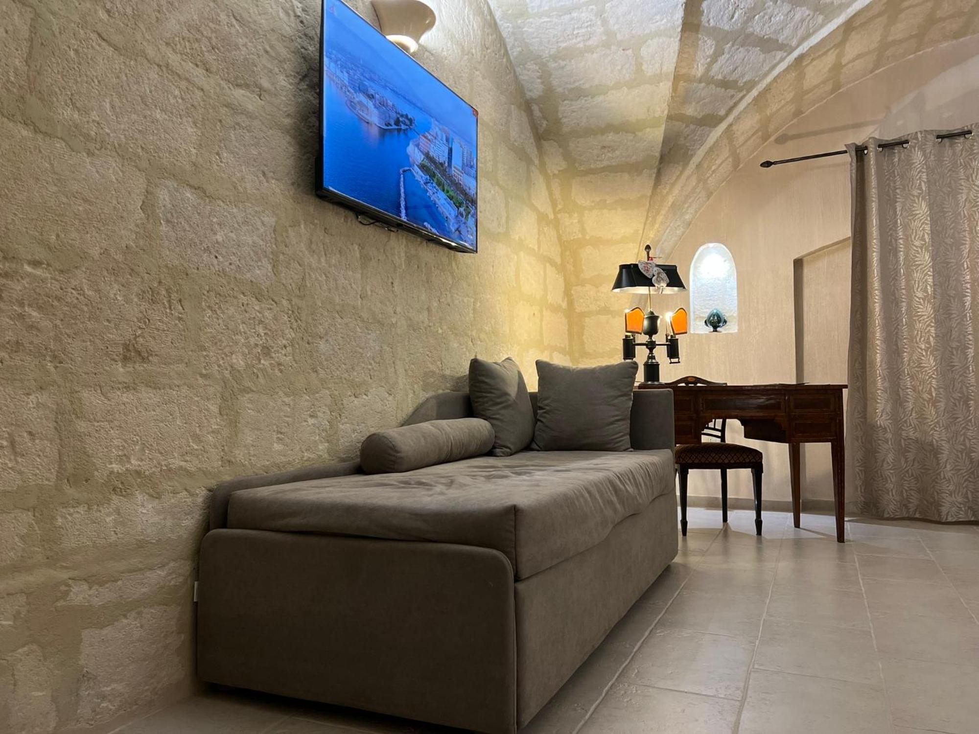 Suite Cavour Luxury Home Taranto Eksteriør bilde