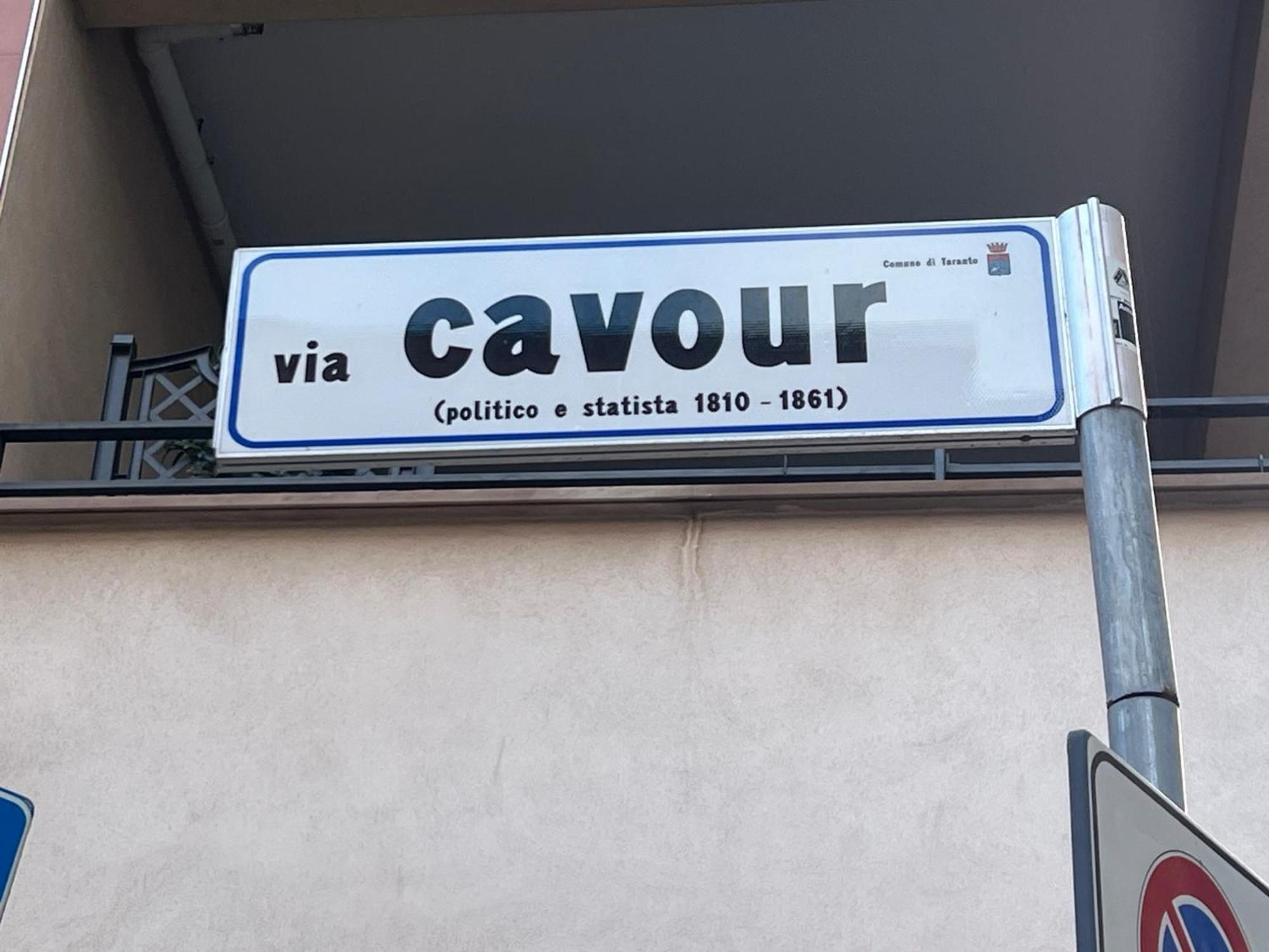 Suite Cavour Luxury Home Taranto Eksteriør bilde