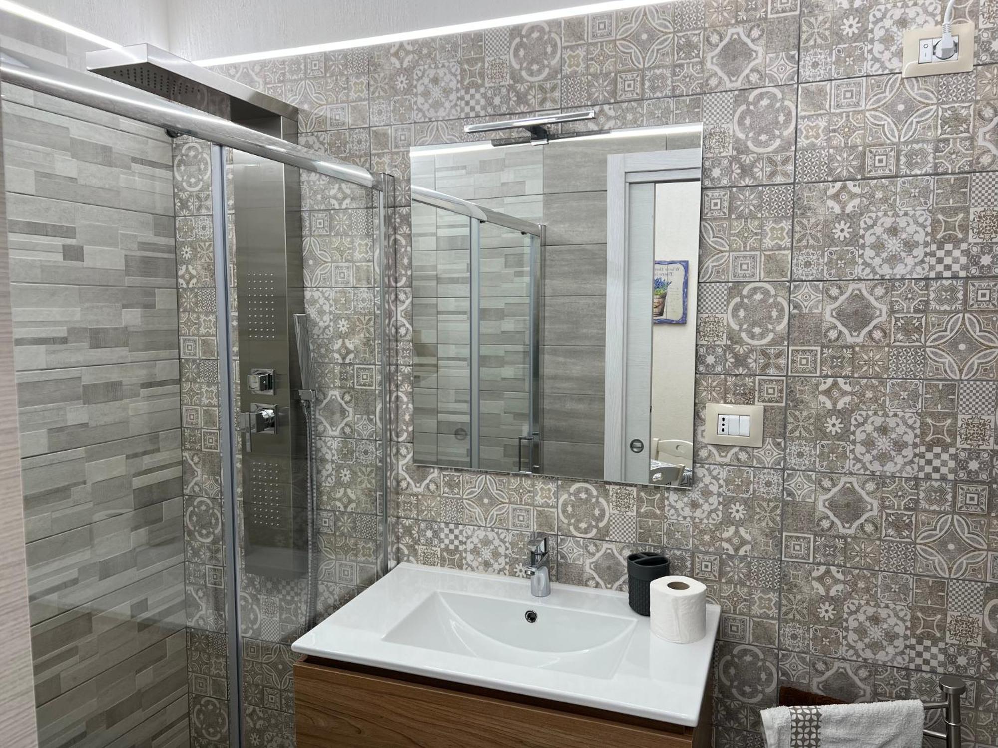 Suite Cavour Luxury Home Taranto Eksteriør bilde