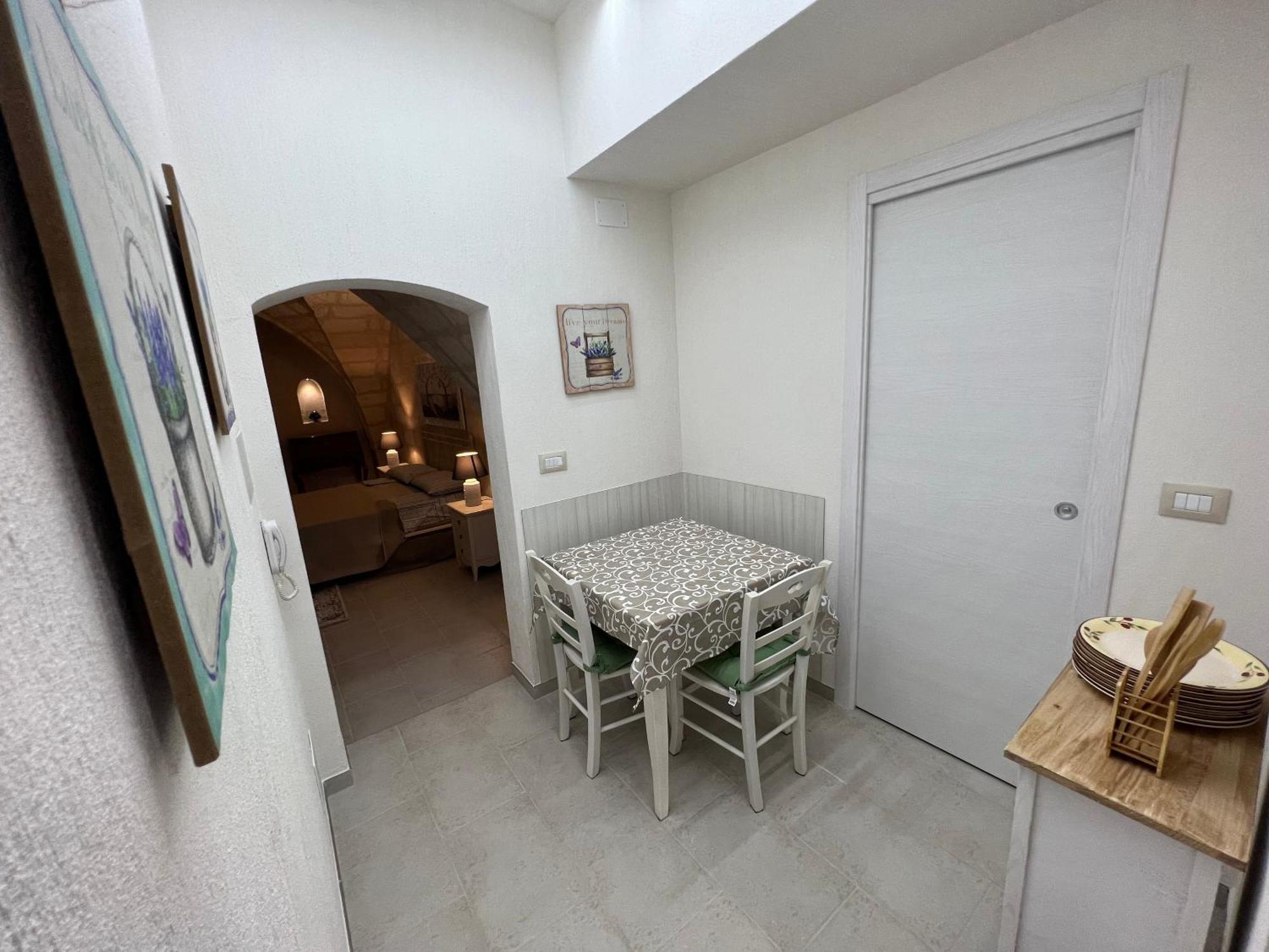 Suite Cavour Luxury Home Taranto Eksteriør bilde